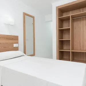 https://cozy-bright-double-room-in-cala-ratjada.balearic-islands.net