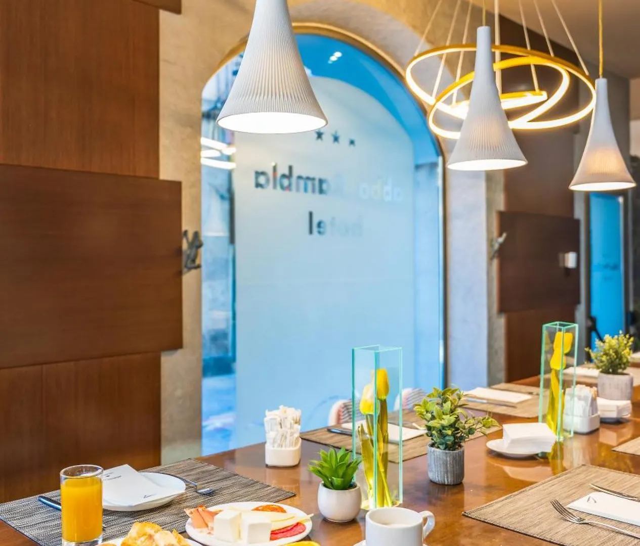 Abba Rambla Hotel Barcelona 3*,